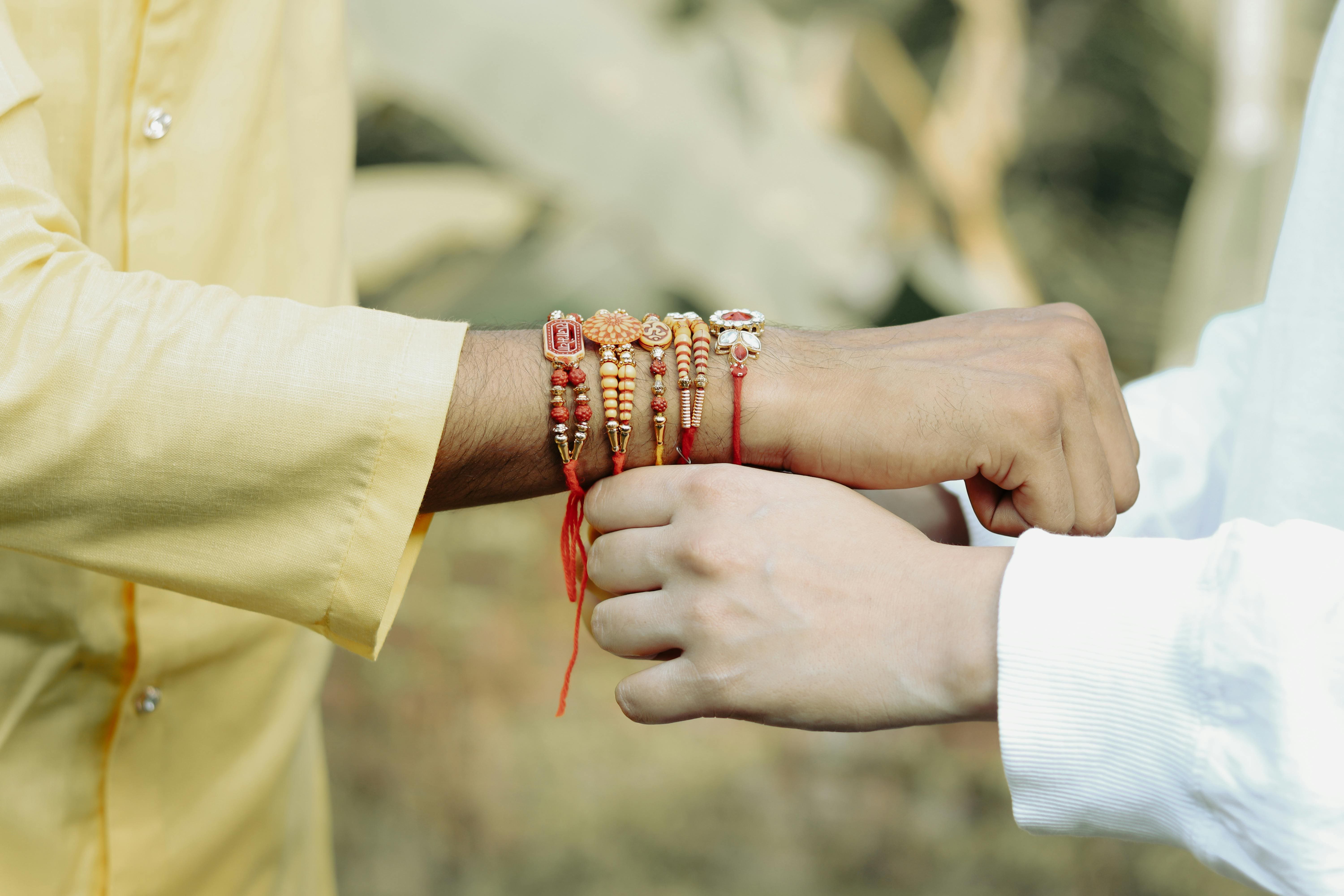 Traditional Rakhi Sets You Can Send to USA