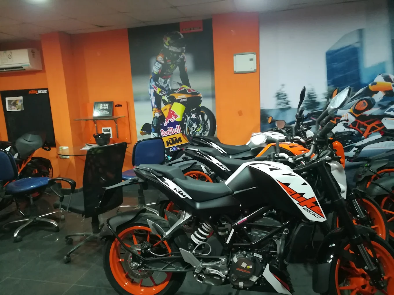 : Find the Best KTM Showroom Near Me – Your Gateway to High-Performance Biking